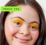 Picture of Glow Hub Bluff Blush Colour Stick – Peach Tea